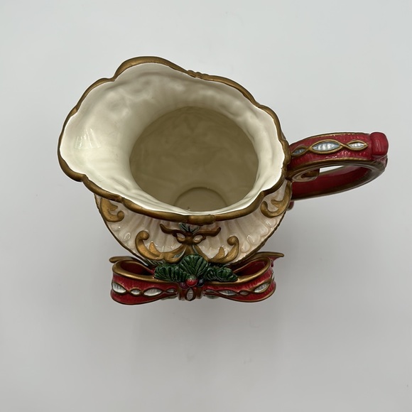 Fitz and Floyd Classic Christmas Pitcher with Bow Holly Berries and Pine Cones - Picture 7 of 16